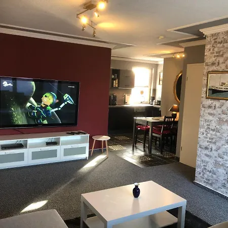 Schwede Apartment *